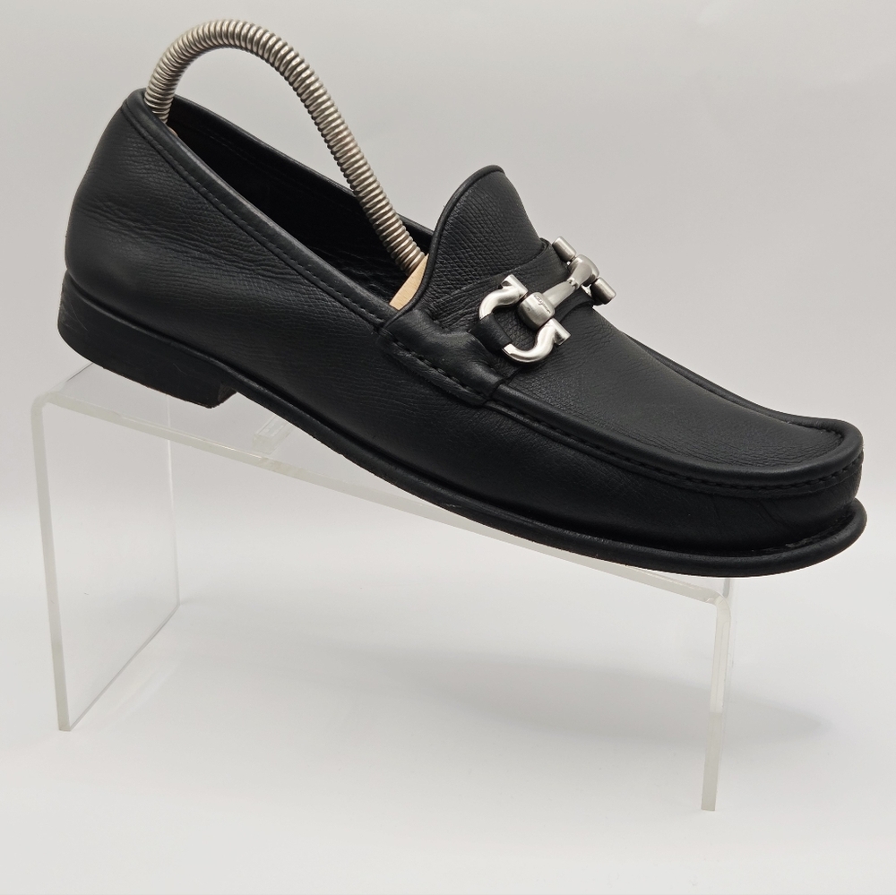Salvatore Ferragamo Gancini Logo Leather Black Dress Loafers Mens Size 8D Shoes - Picture 2 of 16